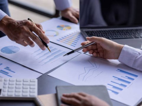 Research Topics Related to Business Analytics